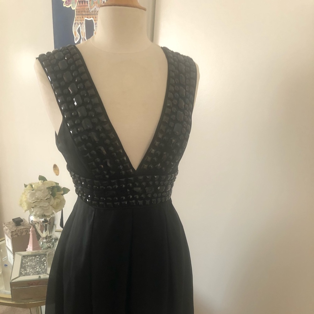 Dress - Picture 2 of 8